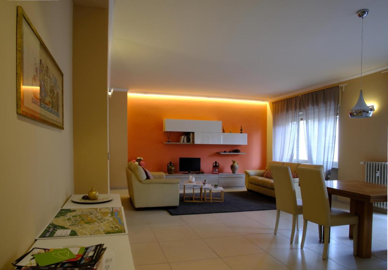 אאוסטה La Maison Du Boulevard מראה חיצוני תמונה