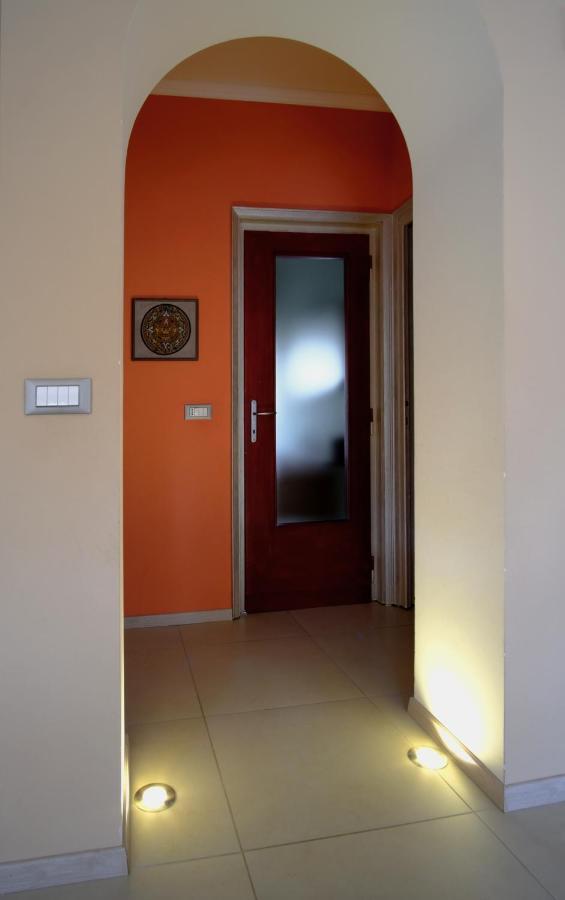 אאוסטה La Maison Du Boulevard מראה חיצוני תמונה